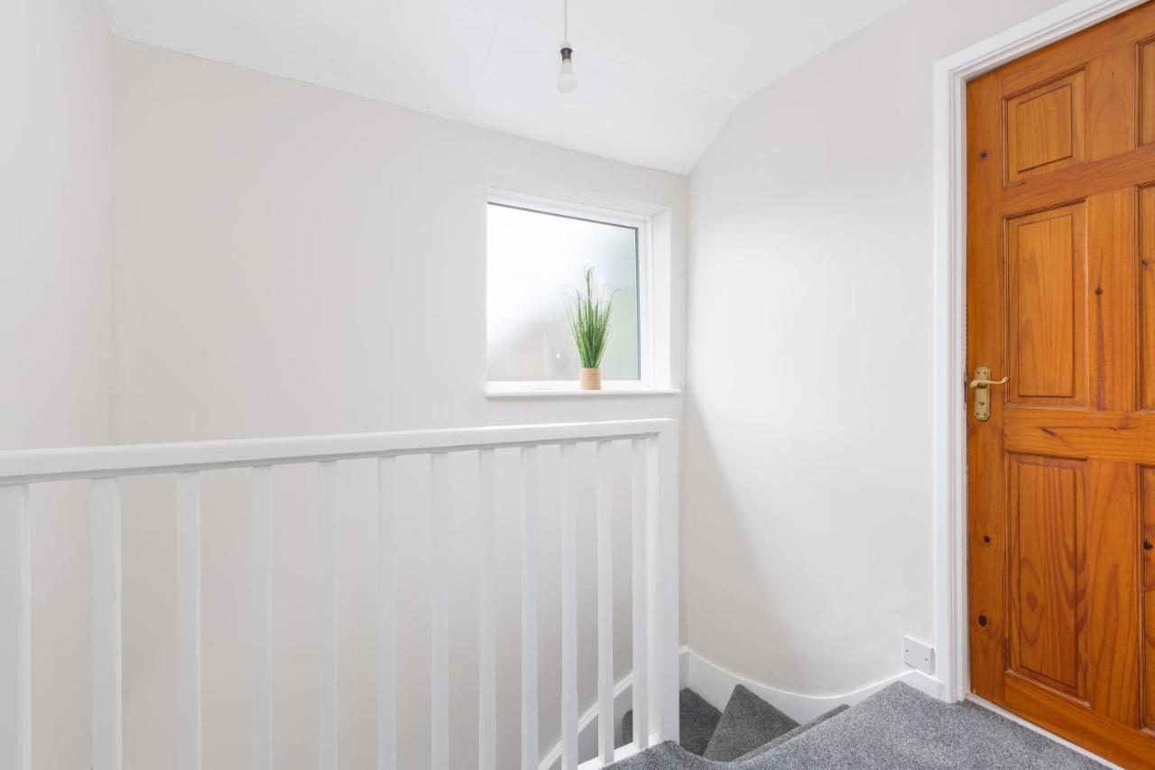 Charles Alexander Short Stay - Moorway House Poulton-le-Fylde エクステリア 写真