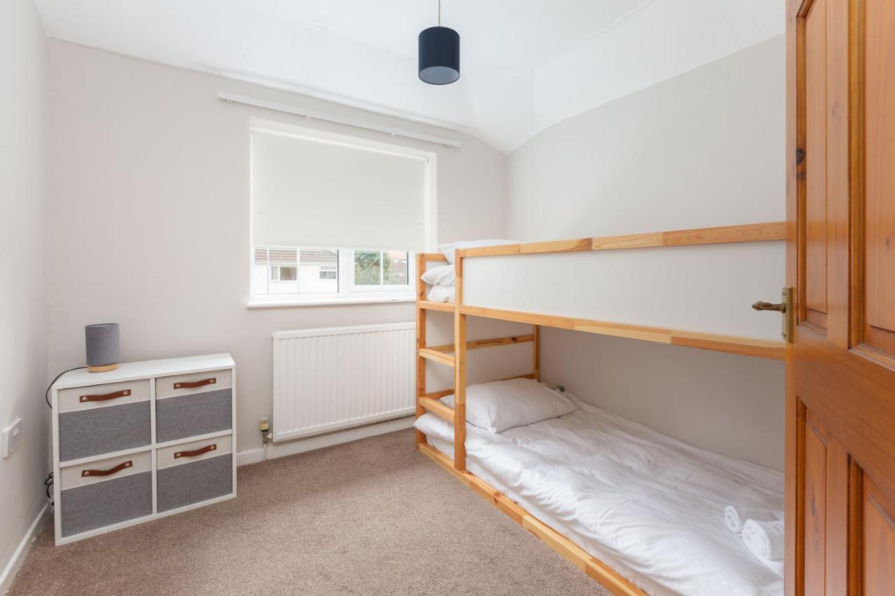 Charles Alexander Short Stay - Moorway House Poulton-le-Fylde エクステリア 写真